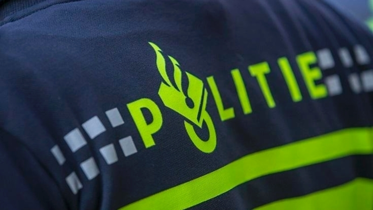 350545 politielogo op jas 1