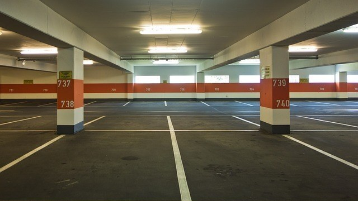 349437 multi storey car park 502960 640