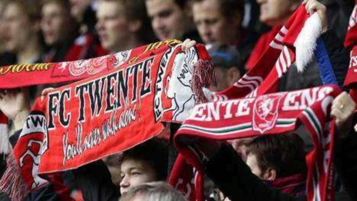 337032 twentefans 7