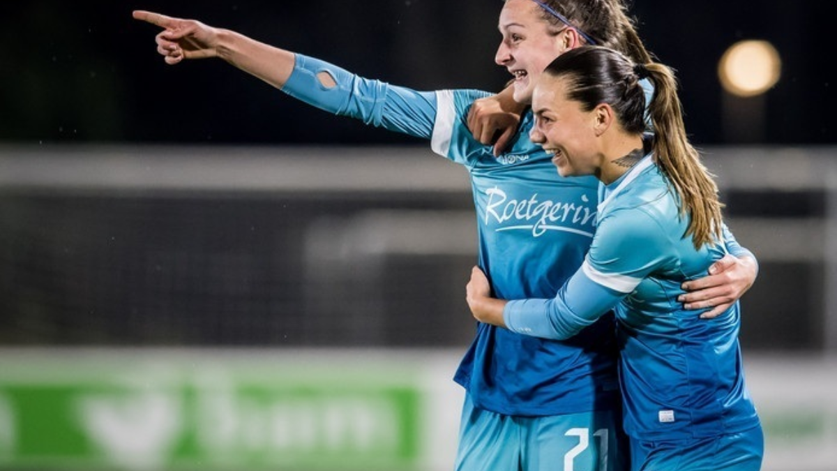 333376 fctwentevrouwen 22