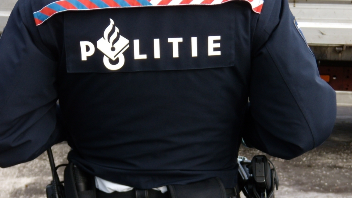 332236 politie 3 18