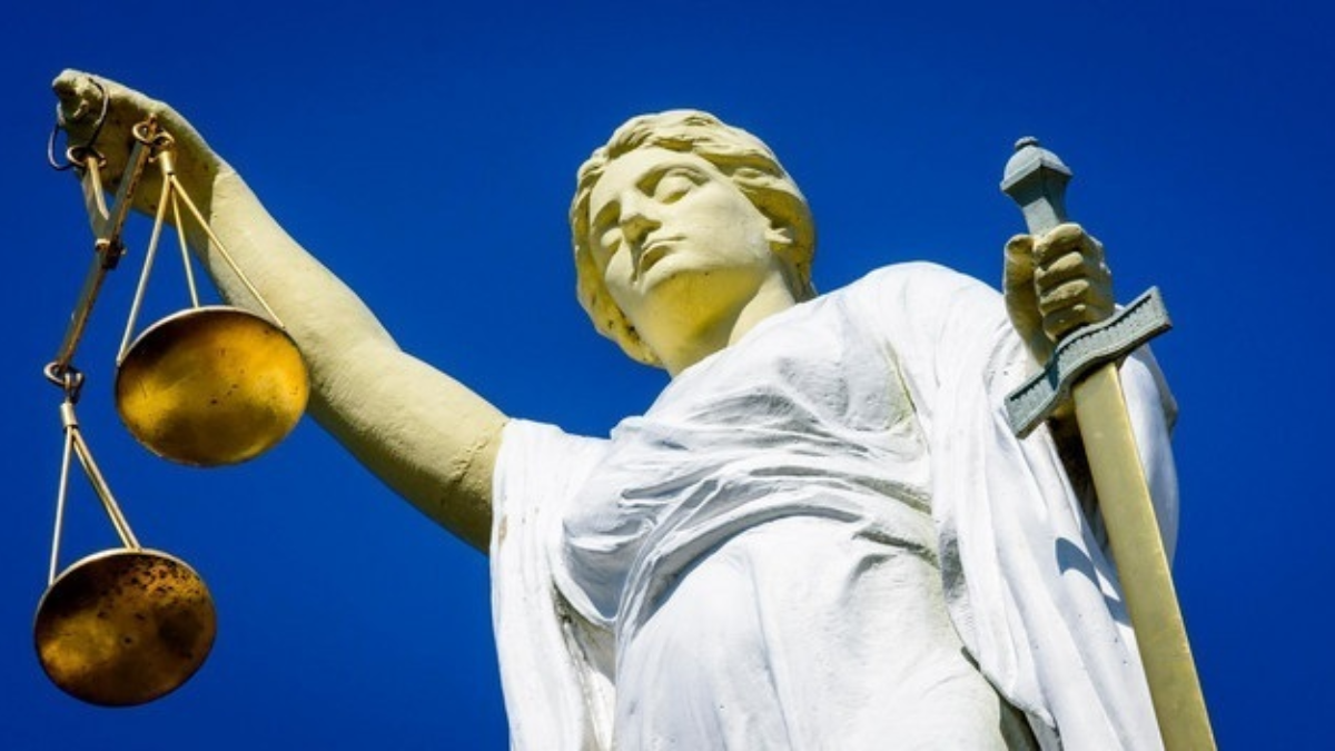 332057 vrouwejustitia 3
