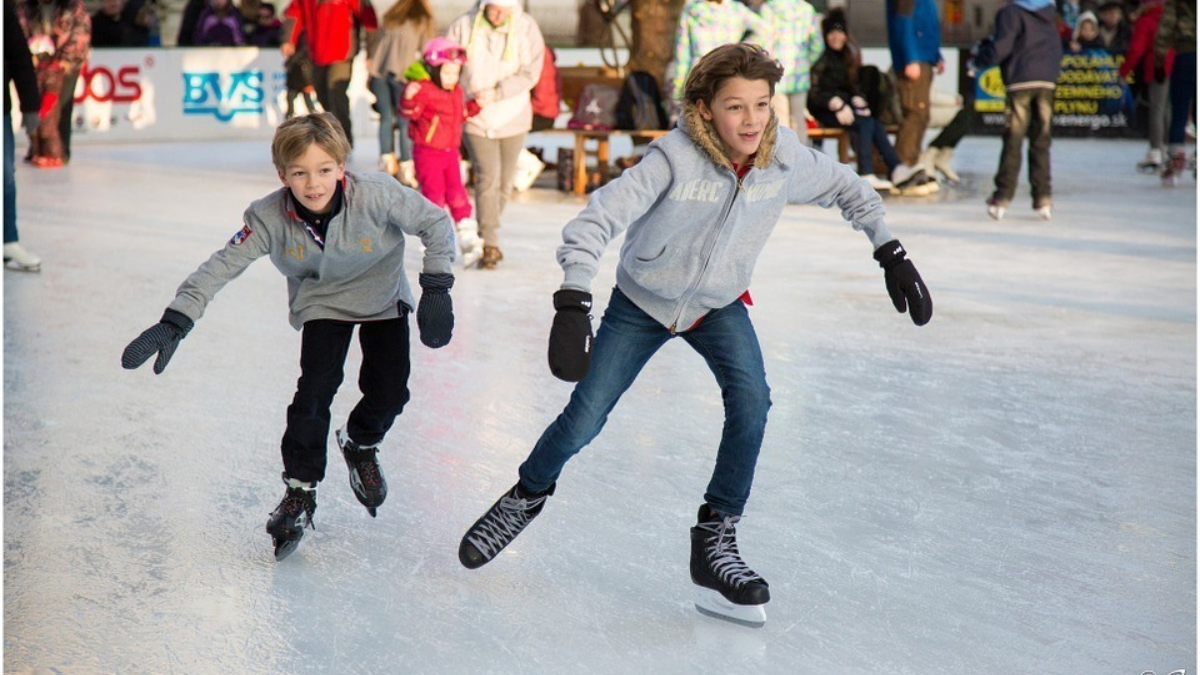 327849 schaatsen 3