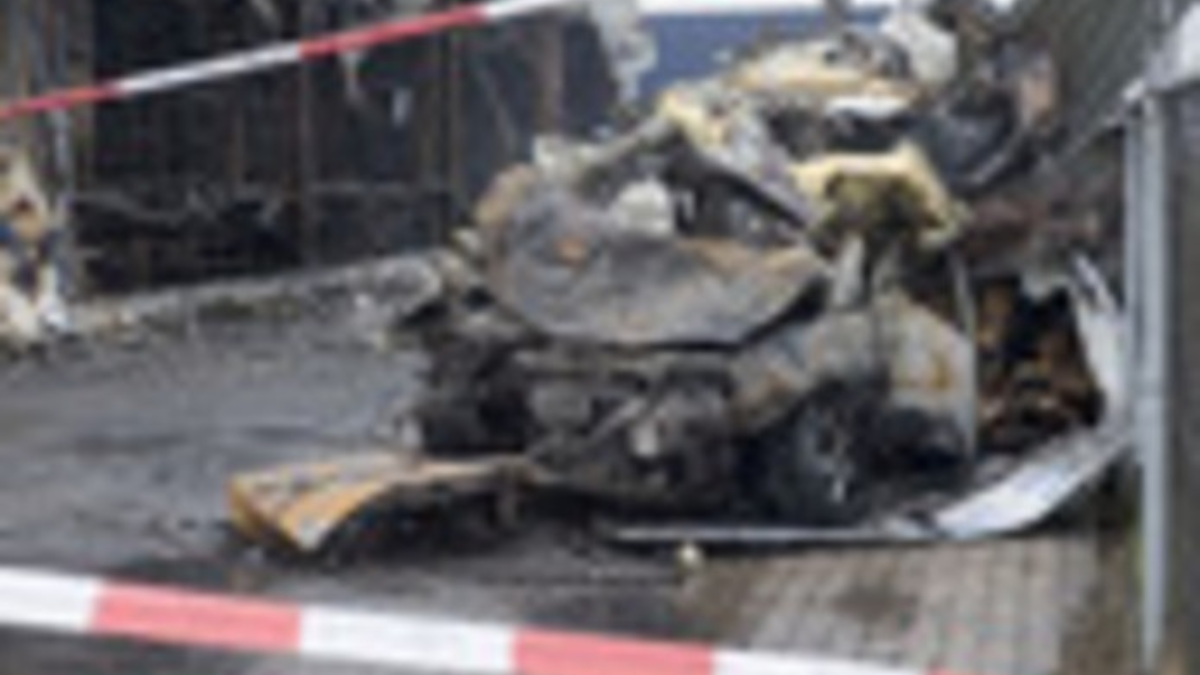 323861 auto bedrijfspand