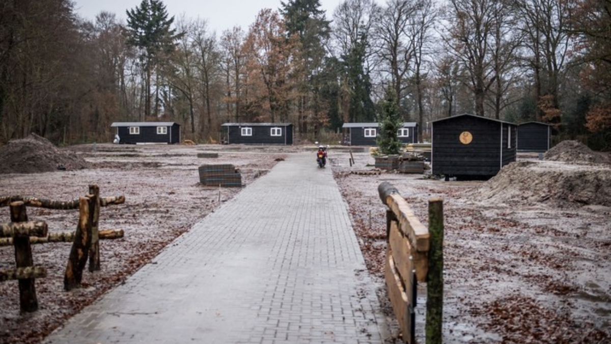 323817 paradijsvogelwoningen