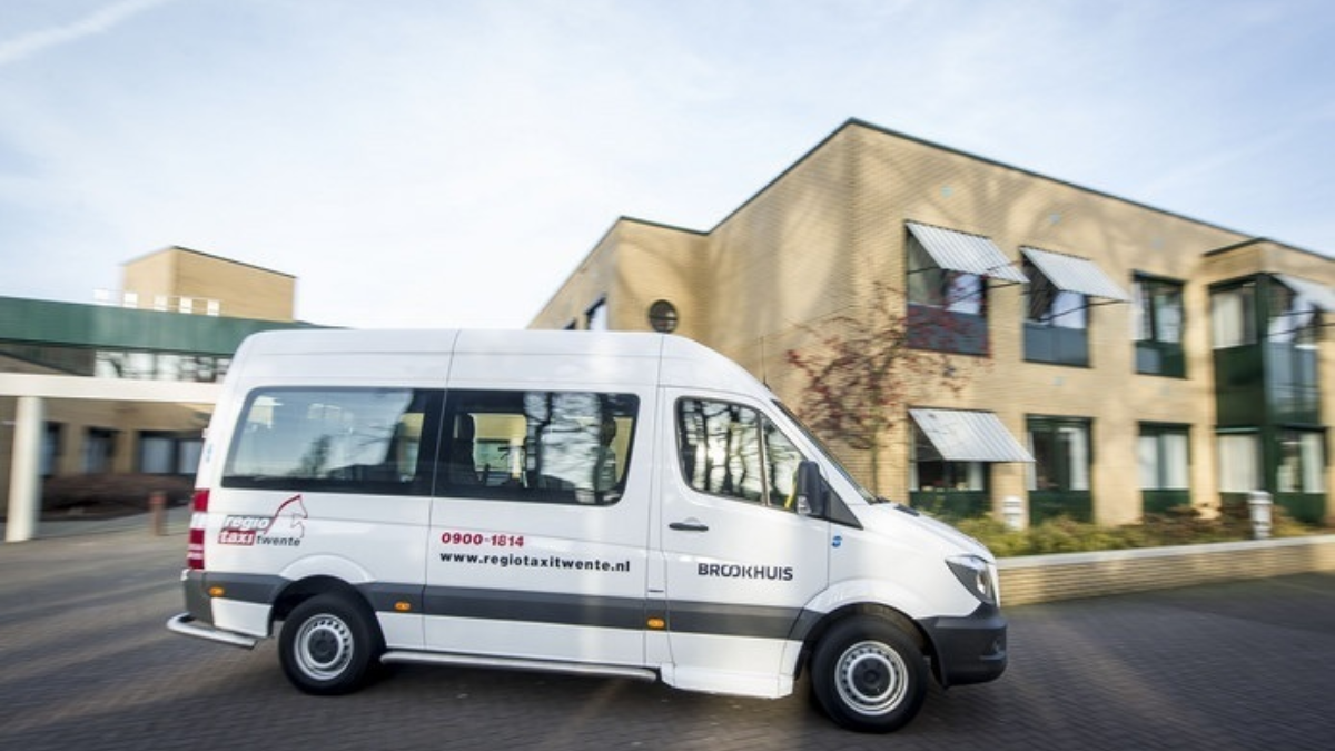 323043 283602 regiotaxi