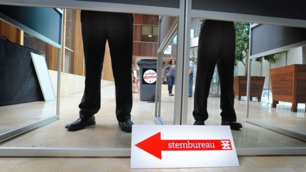 322946 stembureau enschede