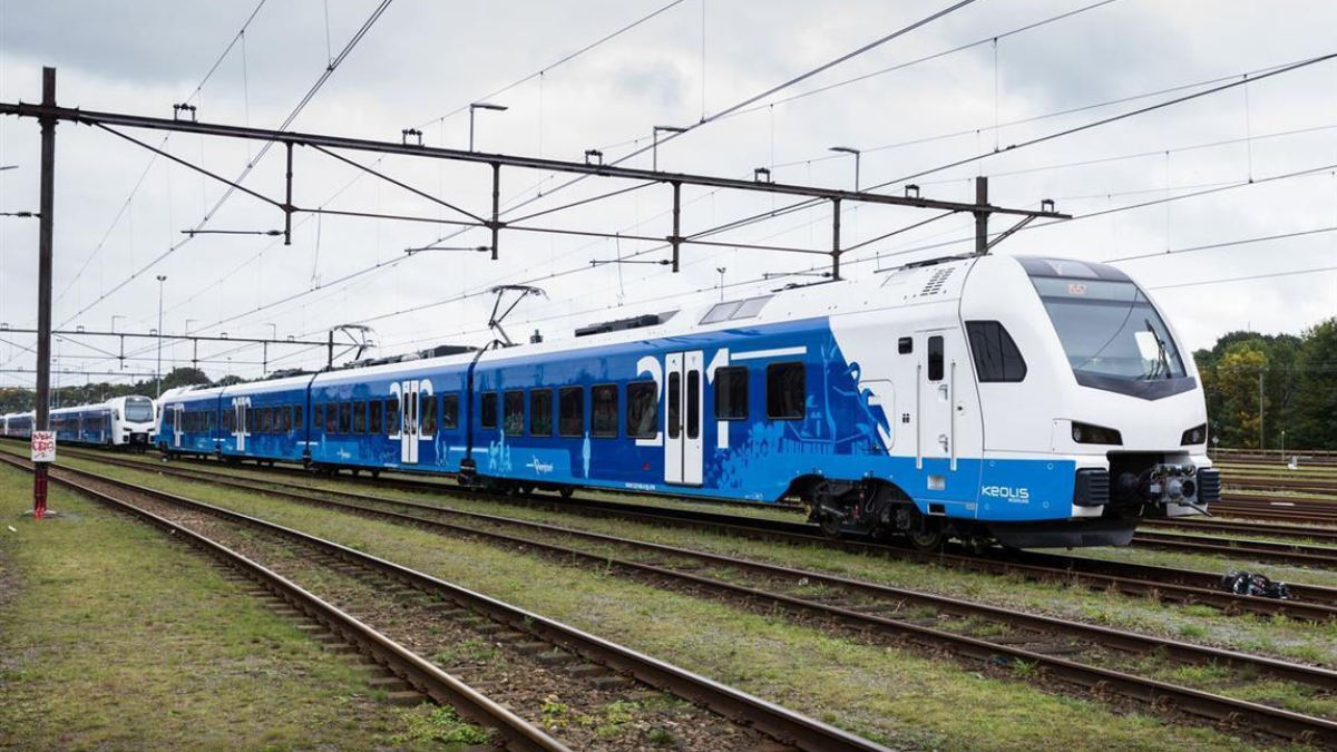 315959 Trein 19