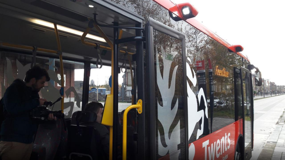 308397 Bussiee