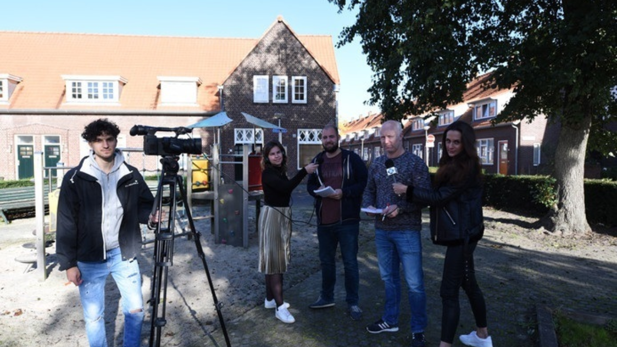 304520 images0persgroep 4