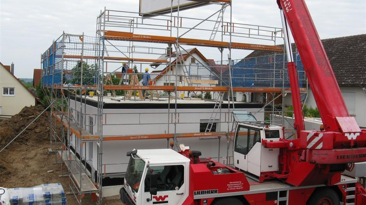 299925 house construction 1407462 1920