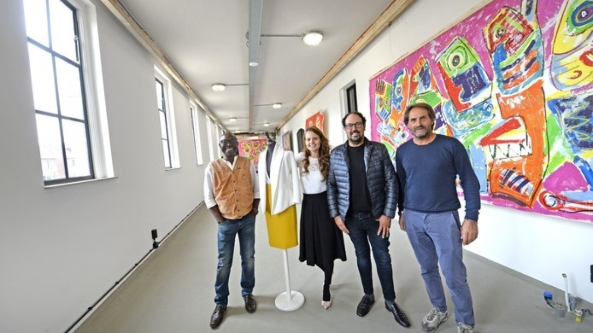 298126 download 51 1