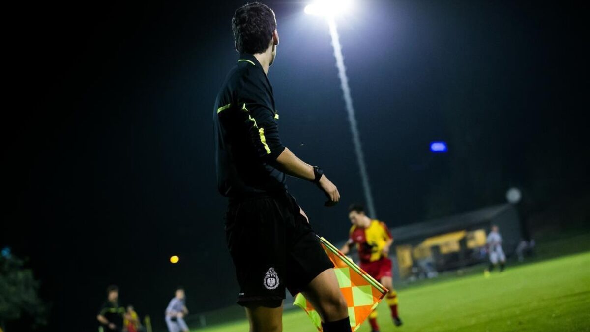 295312 linesman 606231 1920