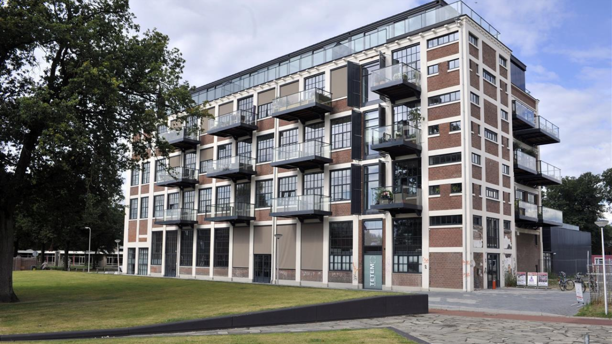 294353 284738 611259