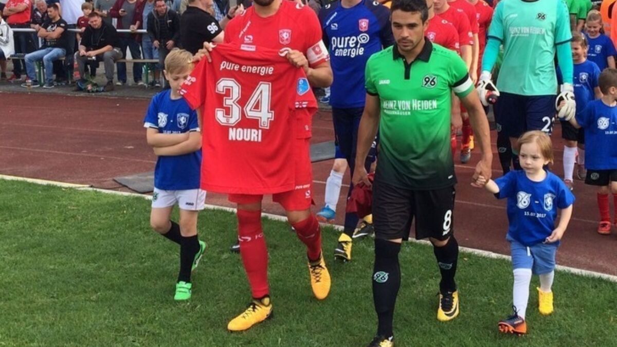 281632 fc twente steunt nouri