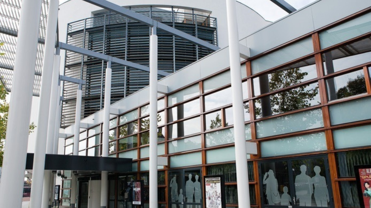 279523 rabotheater