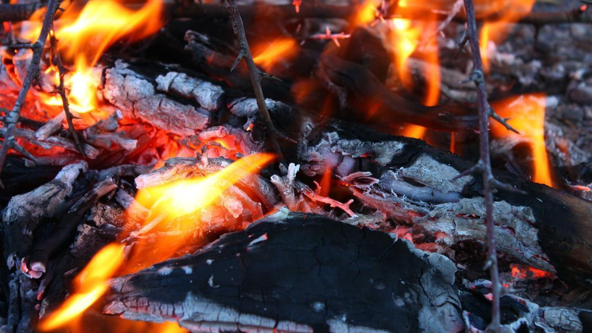 279472 fire 56677 1920