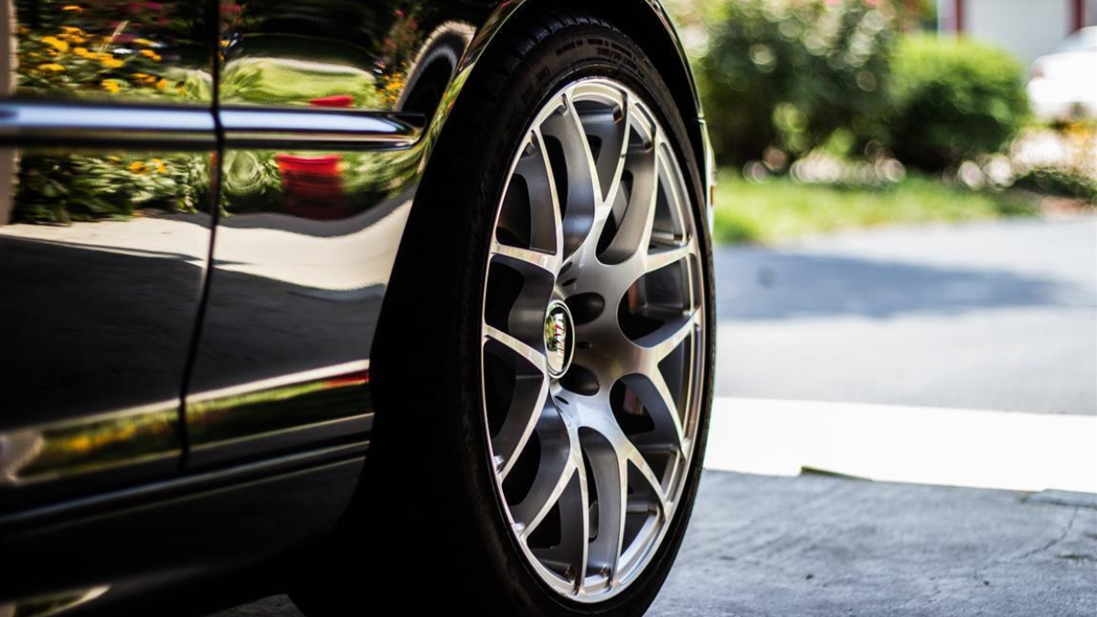 277164 car tire 1031579 1920