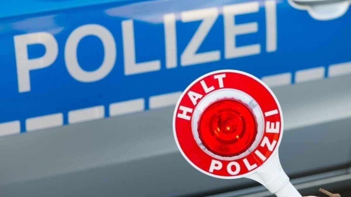276181 polizei 49