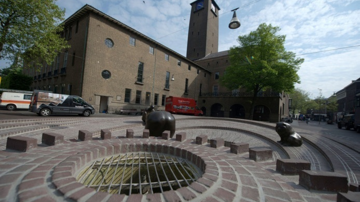 274868 stadhuis 28
