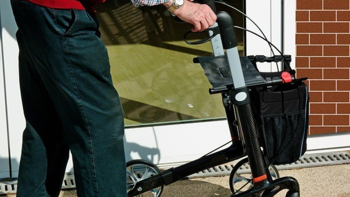 270792 rollator 2298056 640