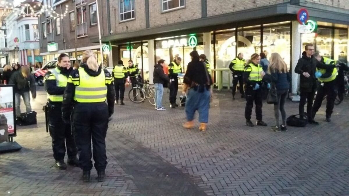 258237 actie
