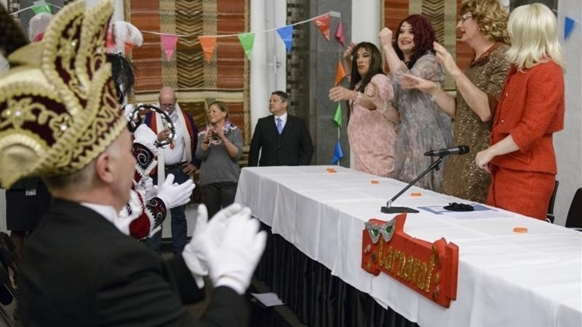 250163 image 6927858