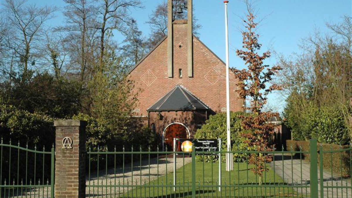 240637 image 27