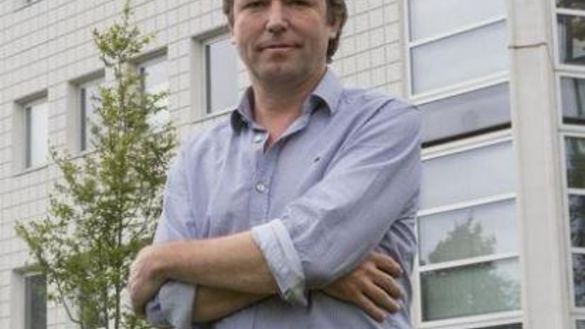 237777 Peter Kanne