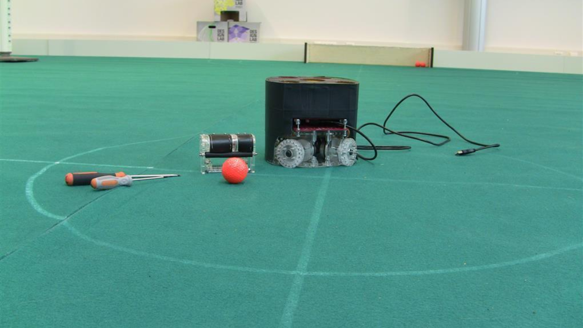 236822 Voetbal Robot