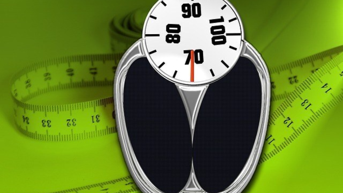 231095 bathroom scale 1149264 640
