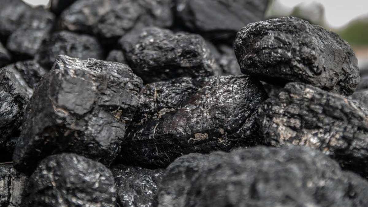 230867 coal 471903 640
