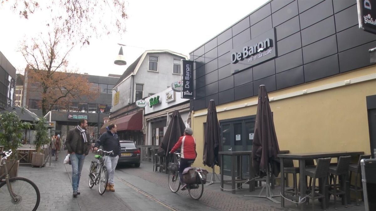 230318 cafe De Baron