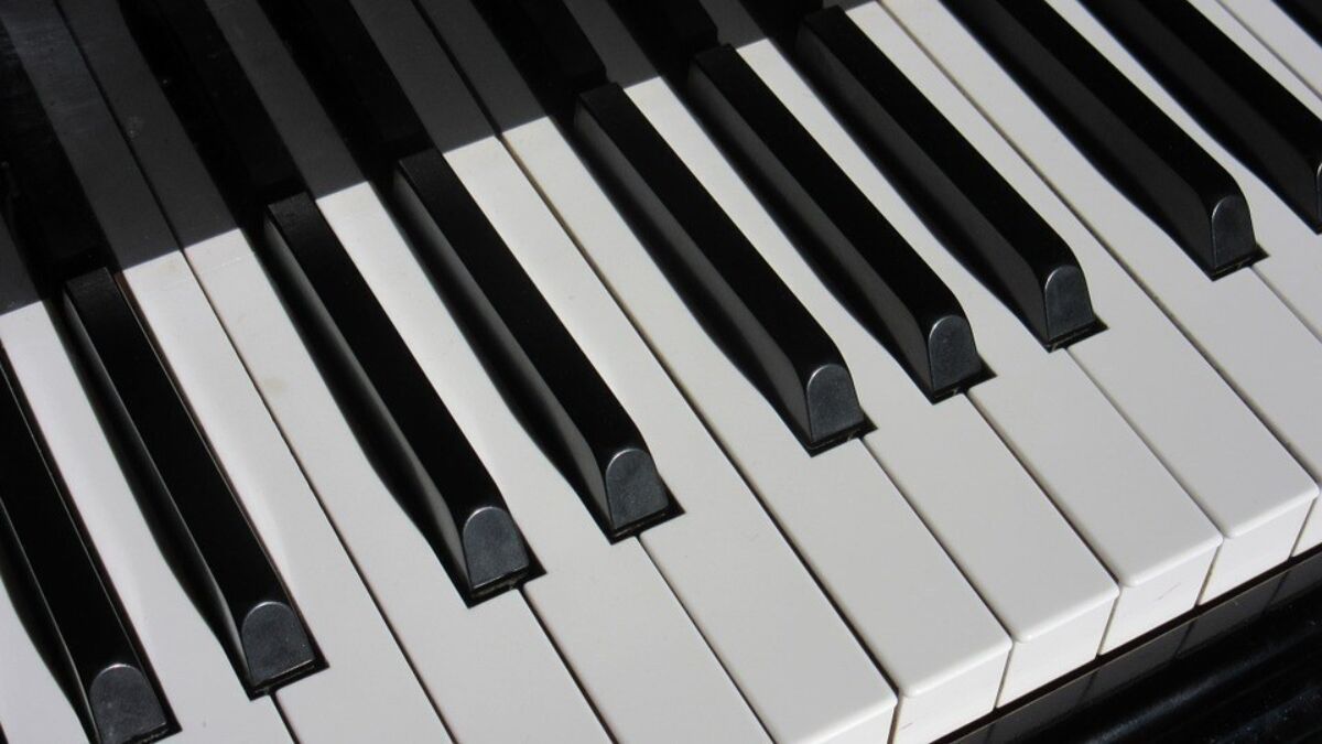 227353 205124 piano 1