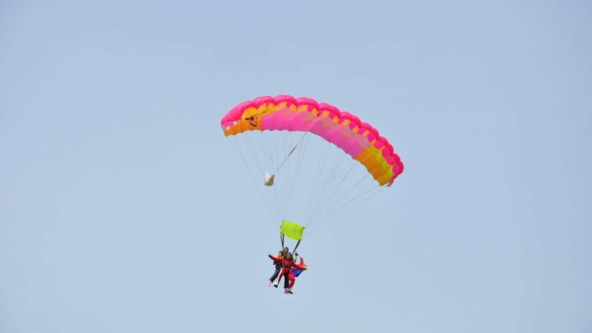 223648 parachute