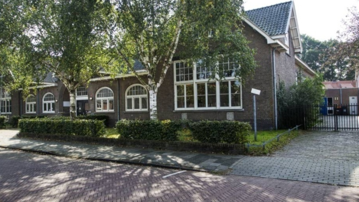 218459 school westindie