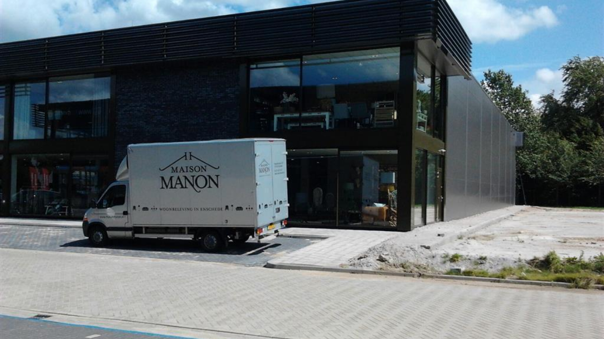 212916 Manon Maison