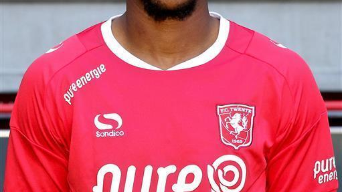 211586 Kamohelo Mokotjo