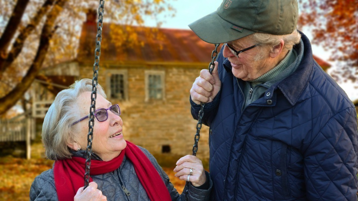 207725 old people 616718 960 720