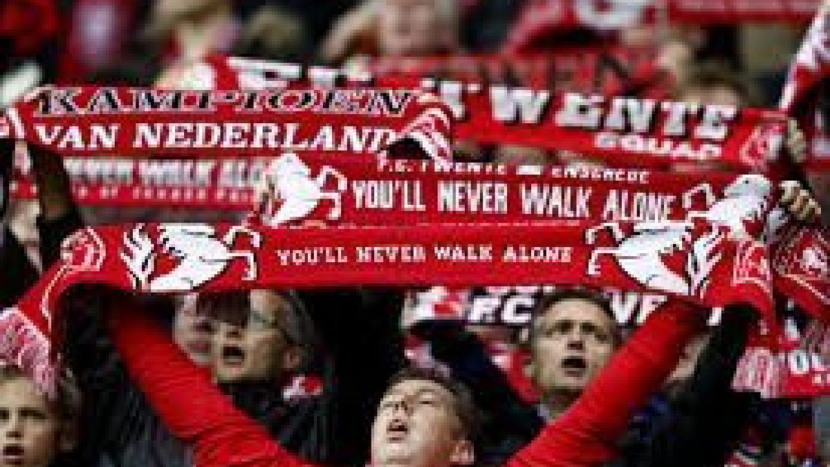 200218 fc twente fans 19