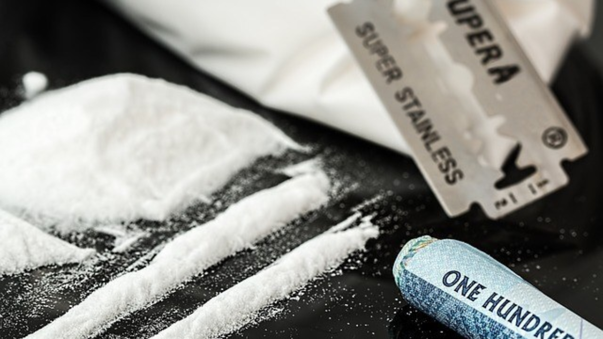 191285 drugs cocaine 1