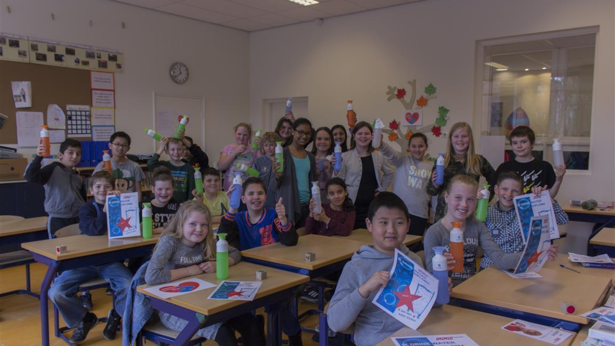 187072 actie water school