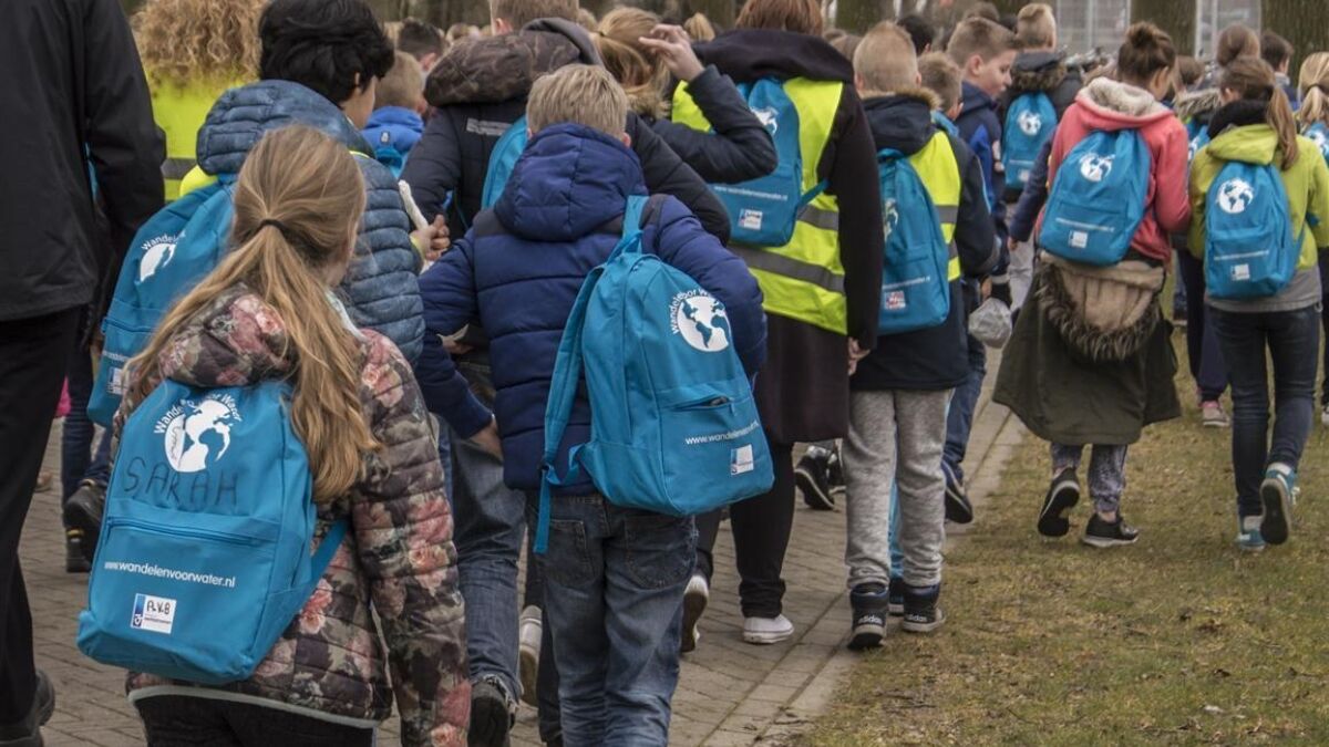 180182 kinderen water actie