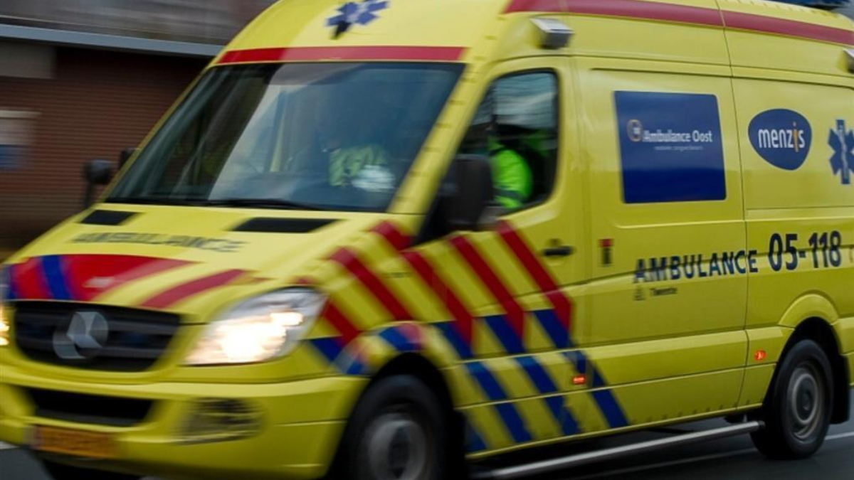 176099 Ambulance Oost Nederland