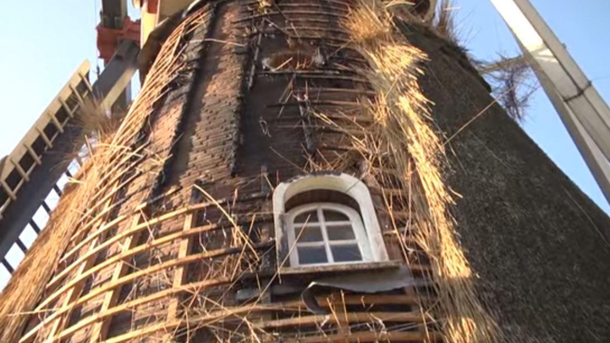 169323 lonneker molen na de brand 1