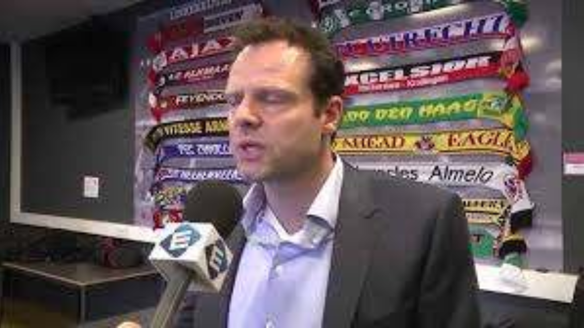98950 Gerald van den Belt