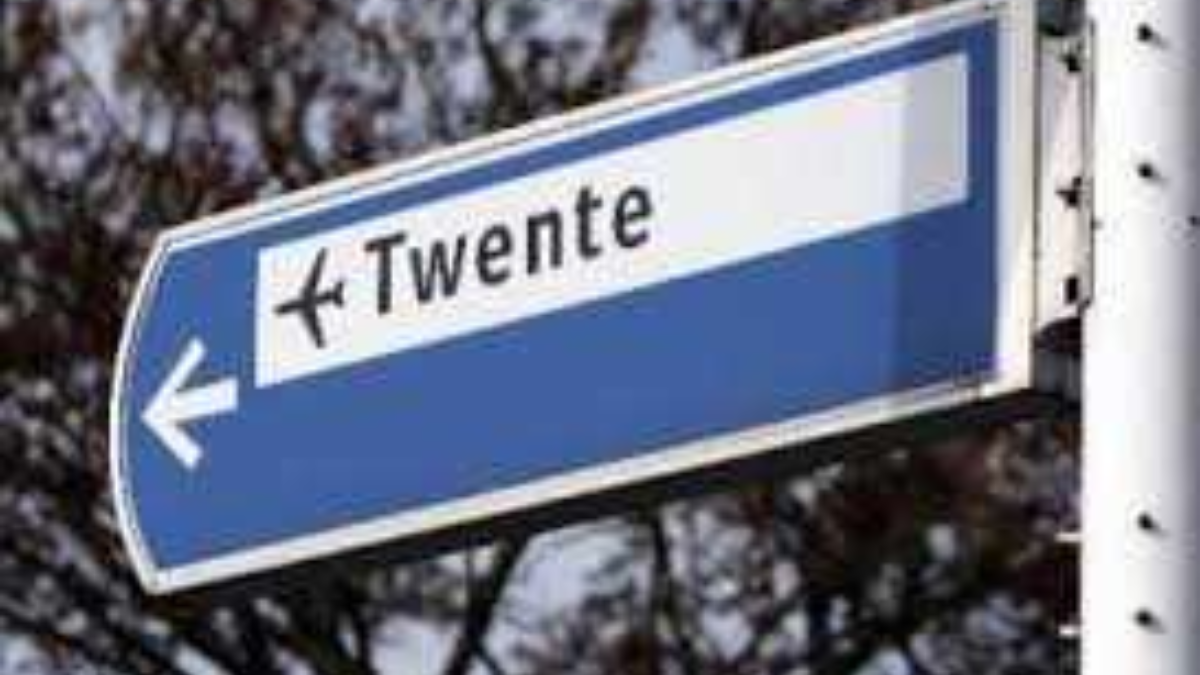 83621 4681 borne twente airport