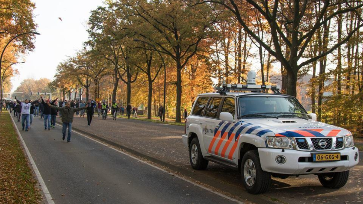 81365 demonstratie azc