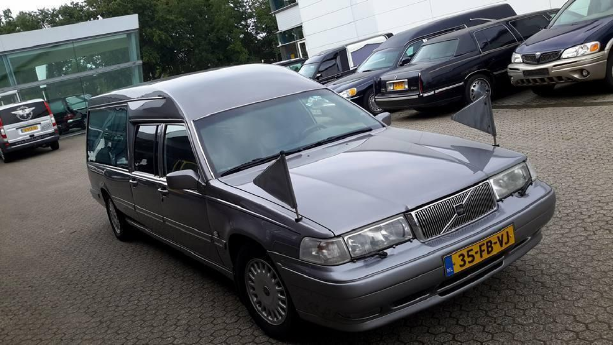 79460 Rouwwagen Cura Omnis