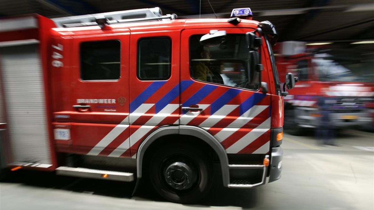 73544 brandweer auto